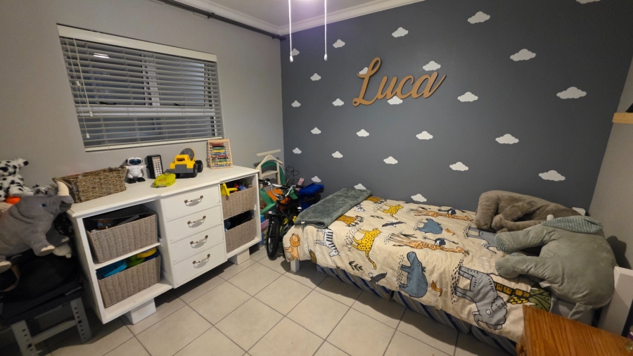 2 Bedroom Property for Sale in Island View Western Cape